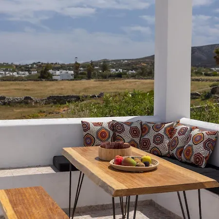 Дом отдыха Seafront Cycladic In Paros *